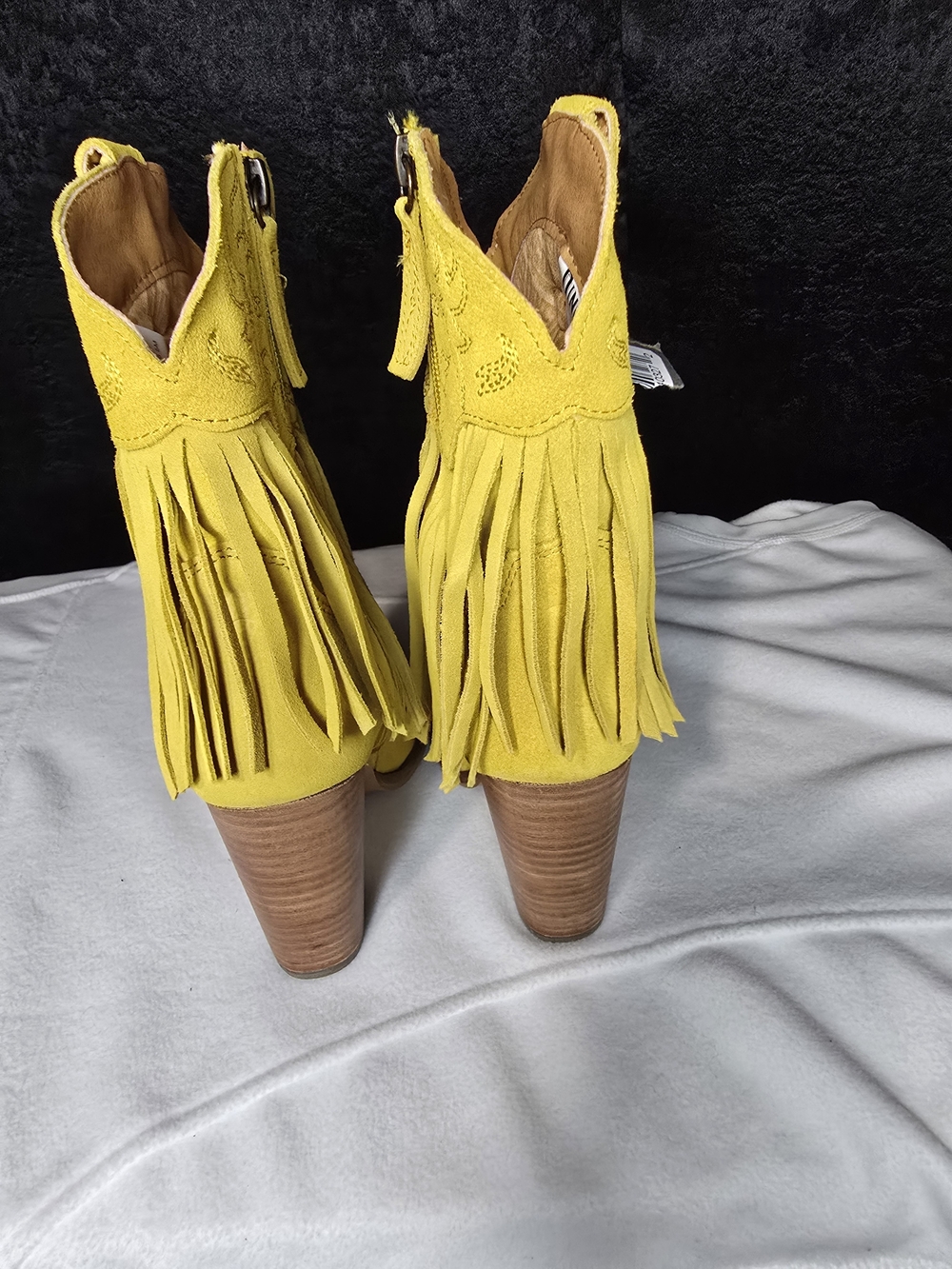 NWT Dingo Classy N Sassy Yellow Suede Fringe Western Boots 6.5 Nwob - Picture 4 of 6